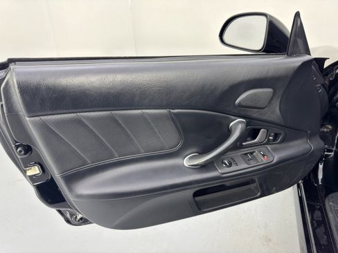 Used 2005 Honda S2000 image 30