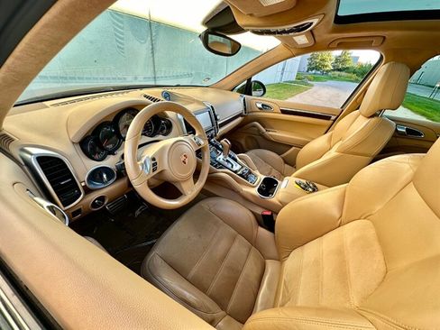 Used 2014 Porsche Cayenne GTS AWD/4WD image 13