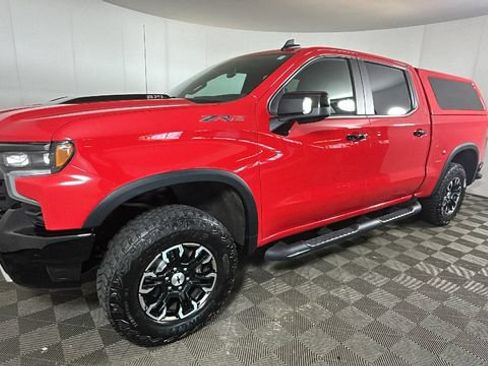 Used 2023 Chevrolet Silverado 1500 ZR2 AWD/4WD image 6