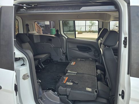 Used 2020 Ford Transit Connect XL image 34