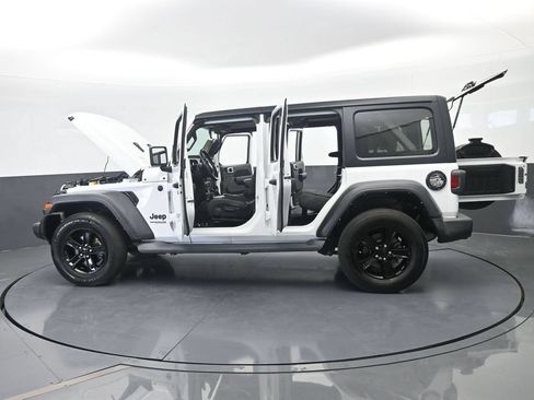 Used 2022 Jeep Wrangler Unlimited Sport AWD/4WD image 76