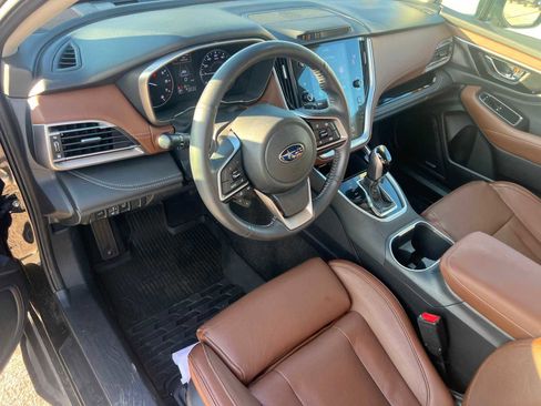 Used 2021 Subaru Outback Touring w/ Popular Package #2 image 16