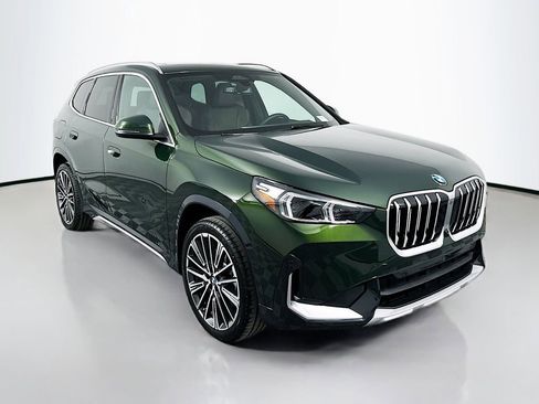 Used 2025 BMW X1 xDrive28i w/ Premium Package image 3