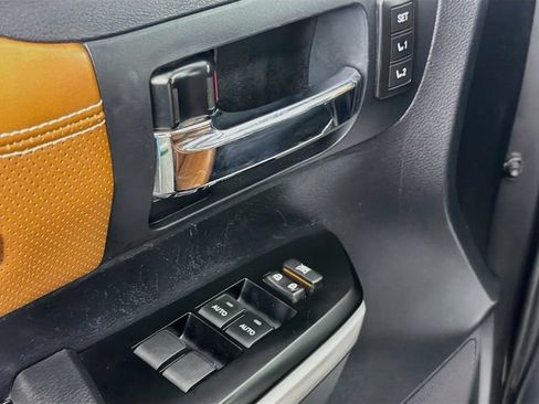 Used 2019 Toyota Tundra 1794 Edition AWD/4WD image 18