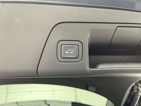 Used 2026 Buick Envision Sport Touring AWD/4WD image 33