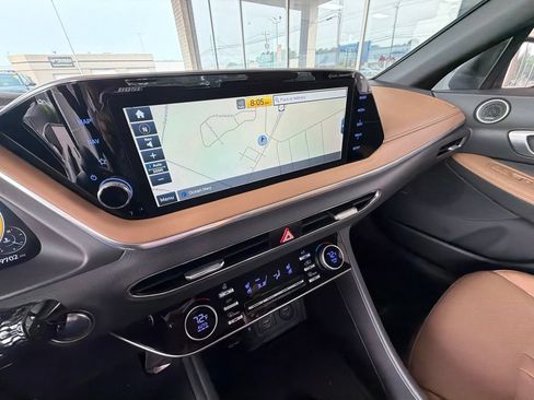 Used 2021 Hyundai Sonata Limited FWD image 18