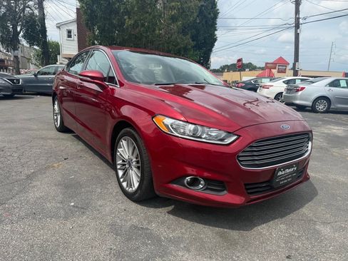 Used 2015 Ford Fusion SE w/ Equipment Group 202A image 5