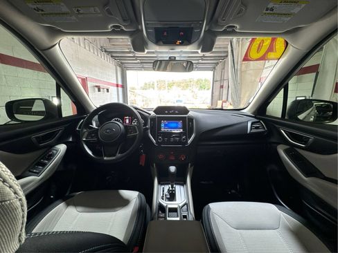 Used 2020 Subaru Forester AWD/4WD image 25