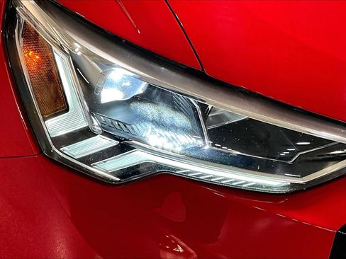 Used 2023 Audi Q3 2.0T Premium image 28