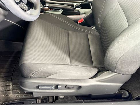 Used 2017 Honda Accord EX image 18