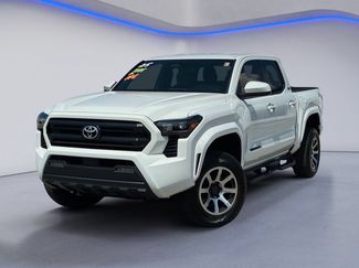 Used 2025 Toyota Tacoma SR5 AWD/4WD video 2