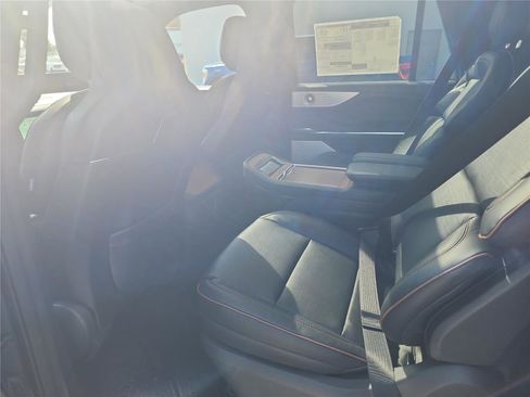 New 2026 Lincoln Navigator L Black Label image 18