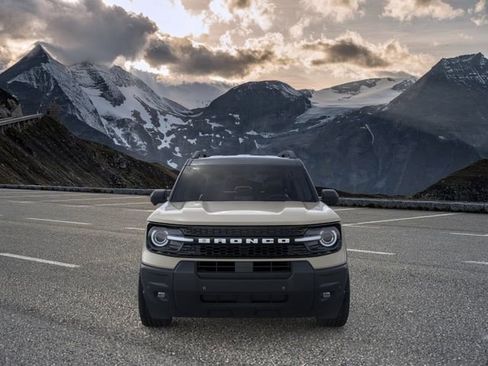 New 2025 Ford Bronco Sport Outer Banks w/ Outer Banks Tech Package+ AWD/4WD image 6