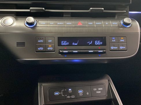 New 2026 Hyundai Kona SEL Premium AWD/4WD image 18