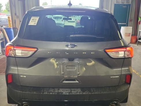 Used 2021 Ford Escape SE w/ SE Sport Appearance Package AWD/4WD image 4