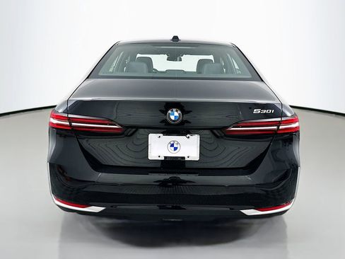 Used 2025 BMW 530i image 6