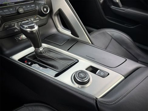 Used 2017 Chevrolet Corvette Stingray Convertible w/ 1LT image 34