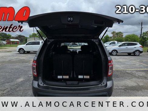 Used 2013 Ford Explorer XLT FWD image 22