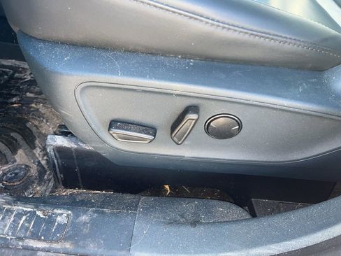 Used 2024 Ford Maverick Lariat w/ Black Appearance Package image 25