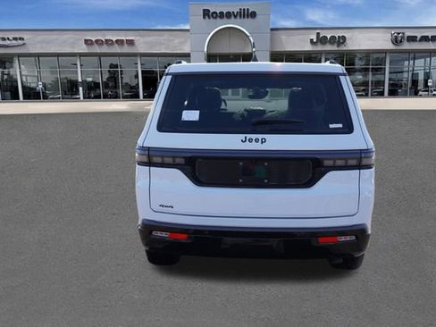New 2026 Jeep Grand Wagoneer Limited AWD/4WD image 4