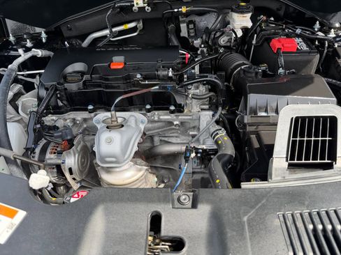 Used 2025 Honda HR-V LX image 8