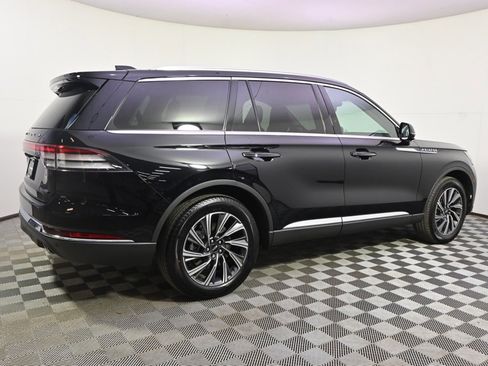 New 2025 Lincoln Aviator AWD w/ Equipment Group 101A image 7