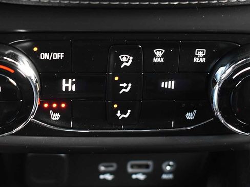 Used 2023 Chevrolet TrailBlazer ACTIV w/ Convenience Package image 19