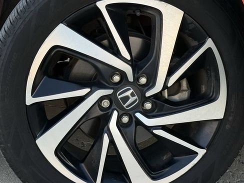 Used 2020 Honda HR-V Sport image 10