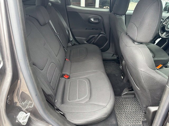 Used 2021 Jeep Renegade Latitude w/ Convenience Group AWD/4WD image 19