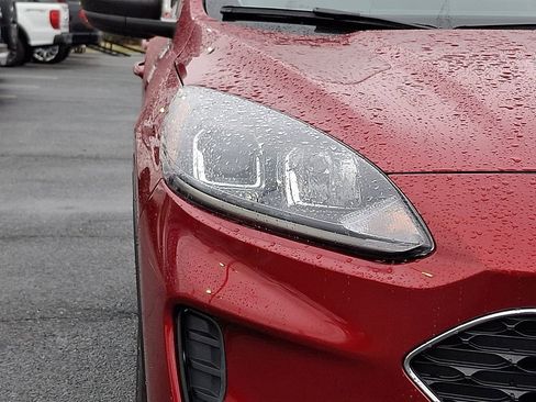 Certified 2022 Ford Escape SE w/ Convenience Package image 9