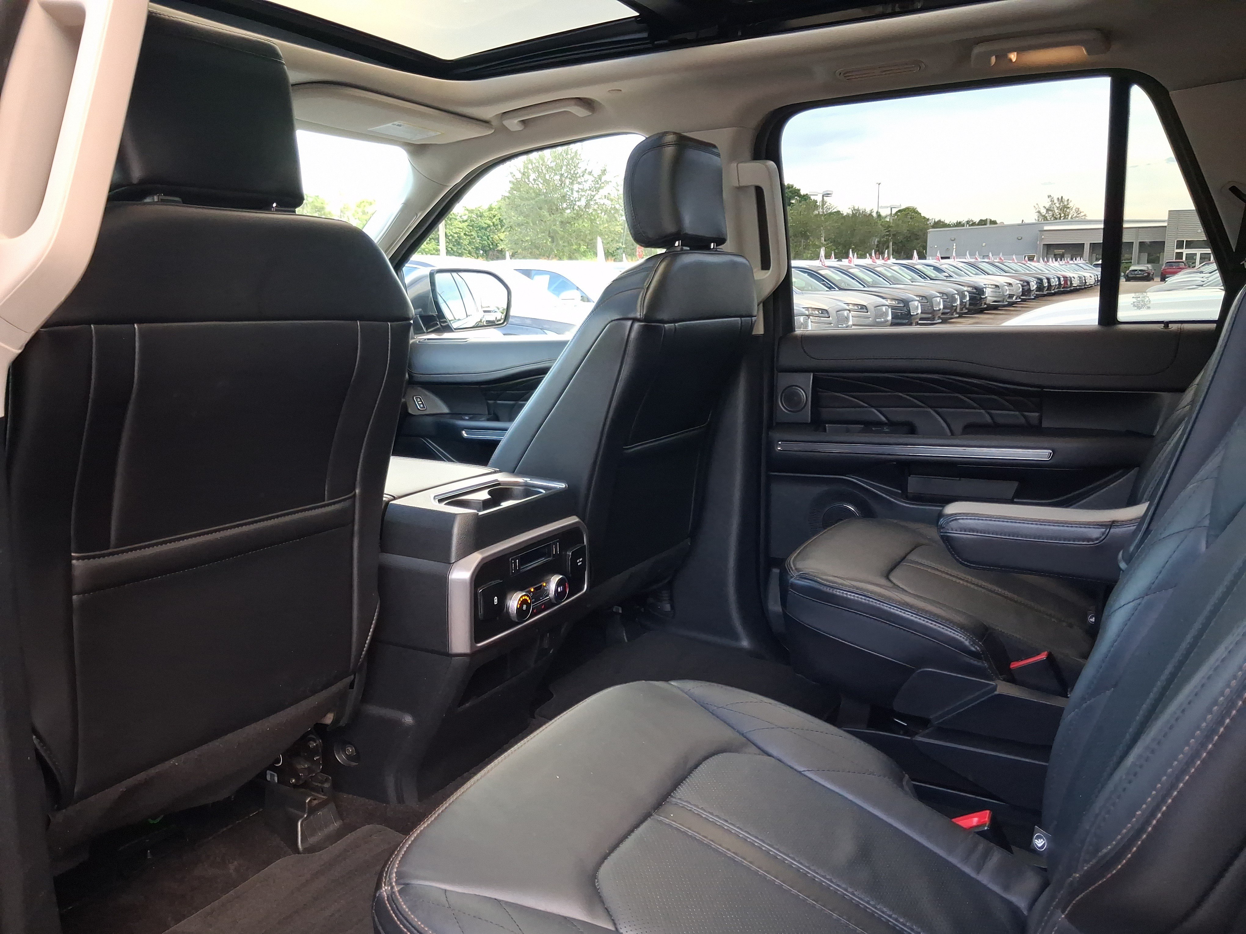 Used 2020 Ford Expedition Max Platinum AWD/4WD image 5
