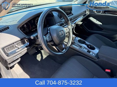 Used 2023 Honda Civic EX image 21