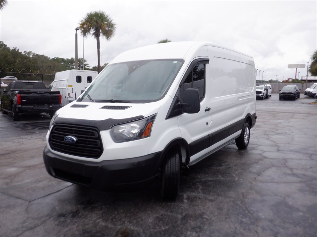 Used 2019 Ford Transit 250 148 Medium Roof RWD image 21
