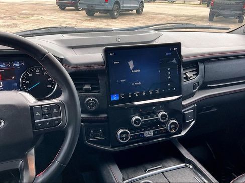 Used 2023 Ford Expedition Max Limited RWD image 9