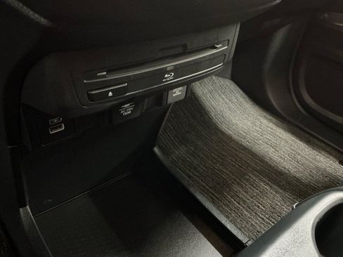 Used 2023 Honda Odyssey Touring image 23