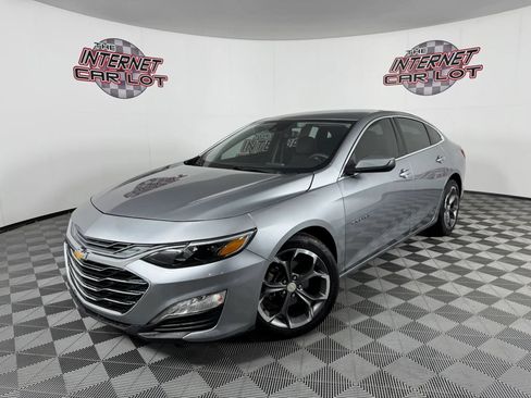 Used 2024 Chevrolet Malibu LT FWD image 1