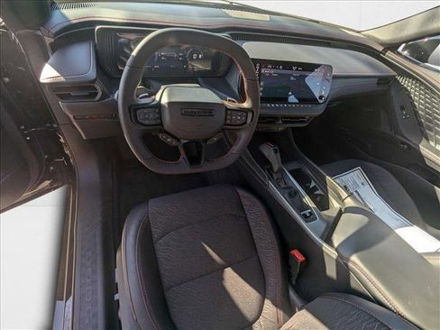 New 2025 Dodge Charger R/T w/ Quick Order Package 25M R/T image 3