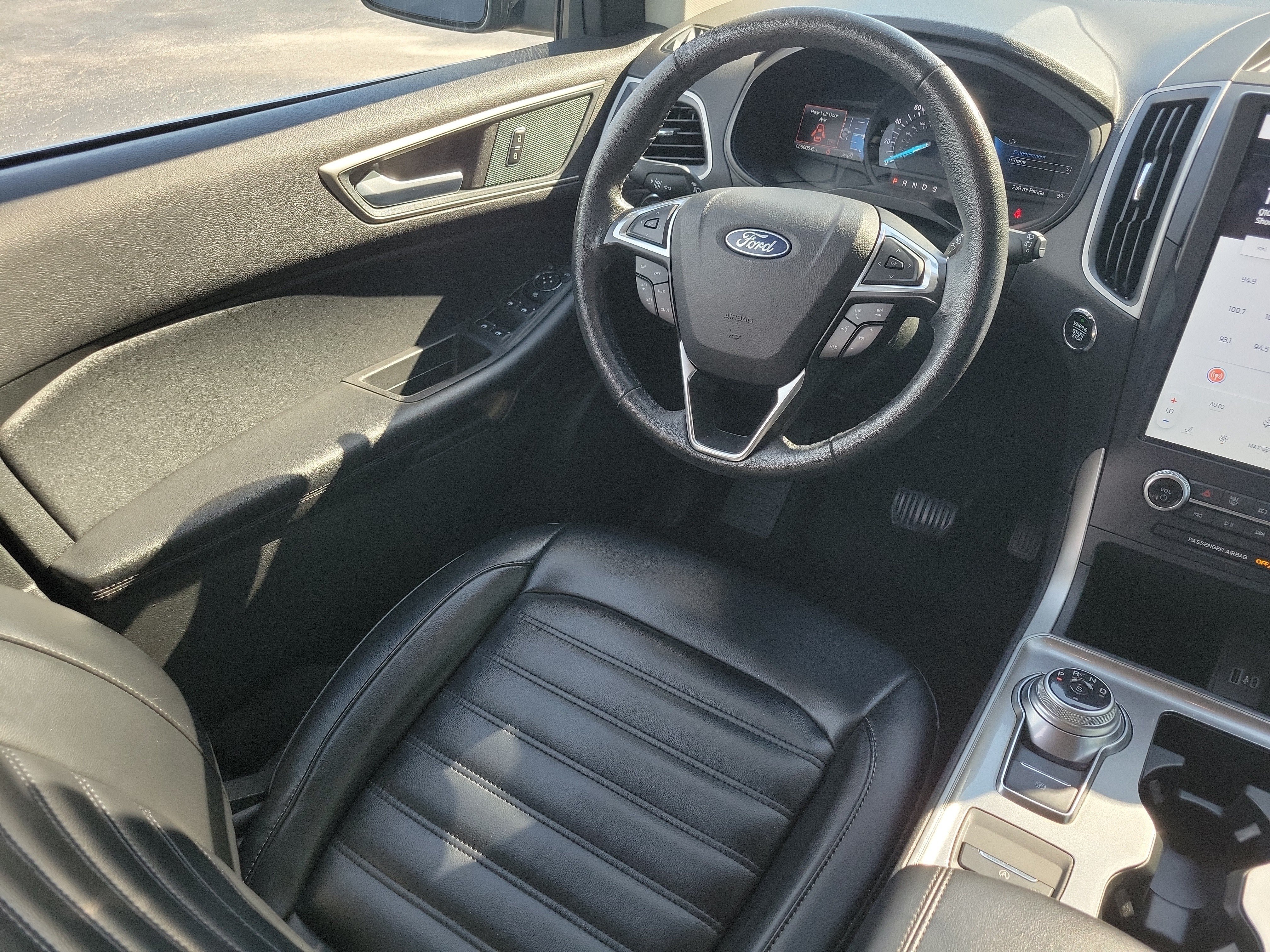 Used 2024 Ford Edge SEL AWD/4WD image 25