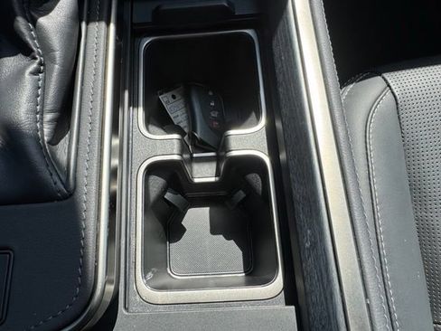 Used 2024 Lexus GX 550 AWD/4WD image 37