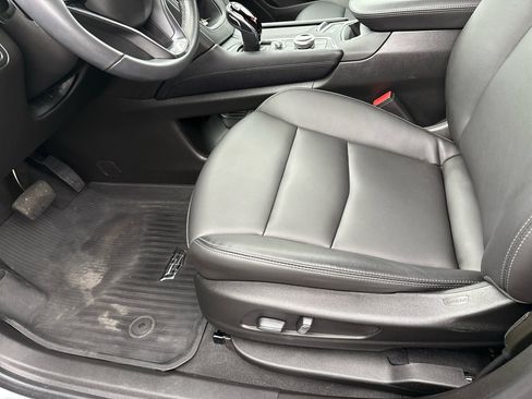 Used 2024 Cadillac XT6 Luxury w/ LPO, Floor Liner Package image 7