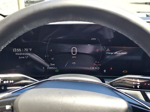 Used 2024 Cadillac Lyriq Tech w/ Driver Assist Package AWD/4WD image 30
