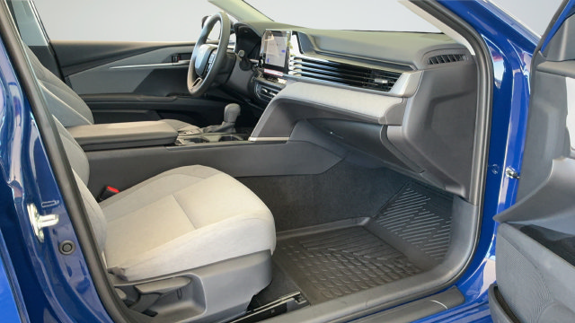 Used 2026 Toyota Camry LE FWD image 23