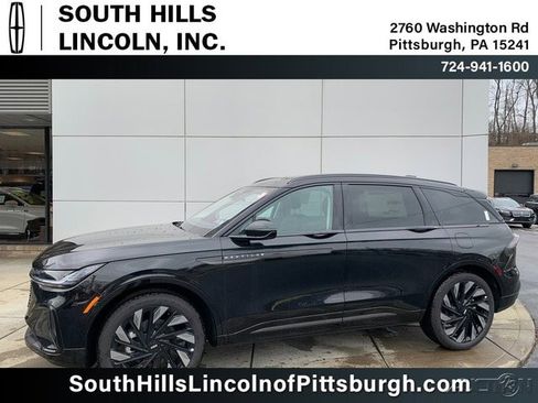 New 2026 Lincoln Nautilus Reserve w/ Jet Appearance Package image 8