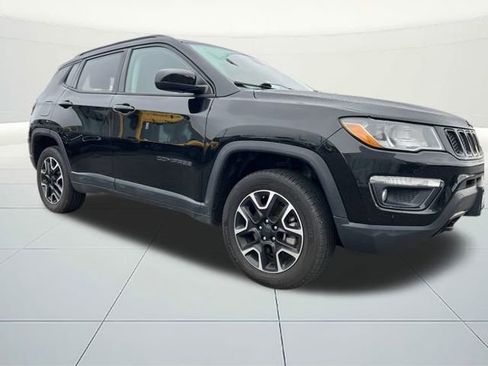 Used 2020 Jeep Compass Sport image 7