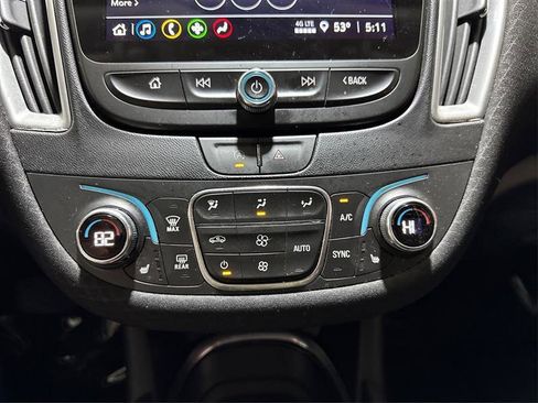 Used 2024 Chevrolet Malibu LT image 34