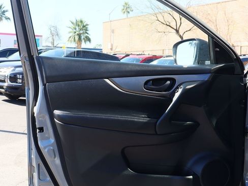 Used 2021 Nissan Rogue Sport S image 36