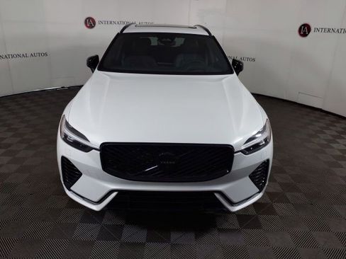 New 2026 Volvo XC60 T8 Ultra w/ Climate Package AWD/4WD image 2