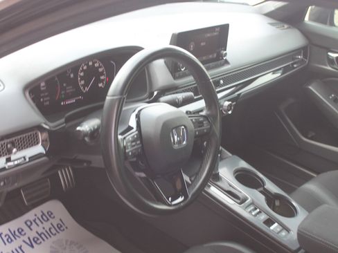 Used 2023 Honda Civic Sport image 23