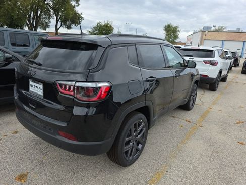 New 2026 Jeep Compass Limited AWD/4WD image 8