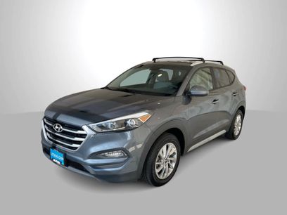 Used 2017 Hyundai Tucson SE w/ SE Popular Package 02